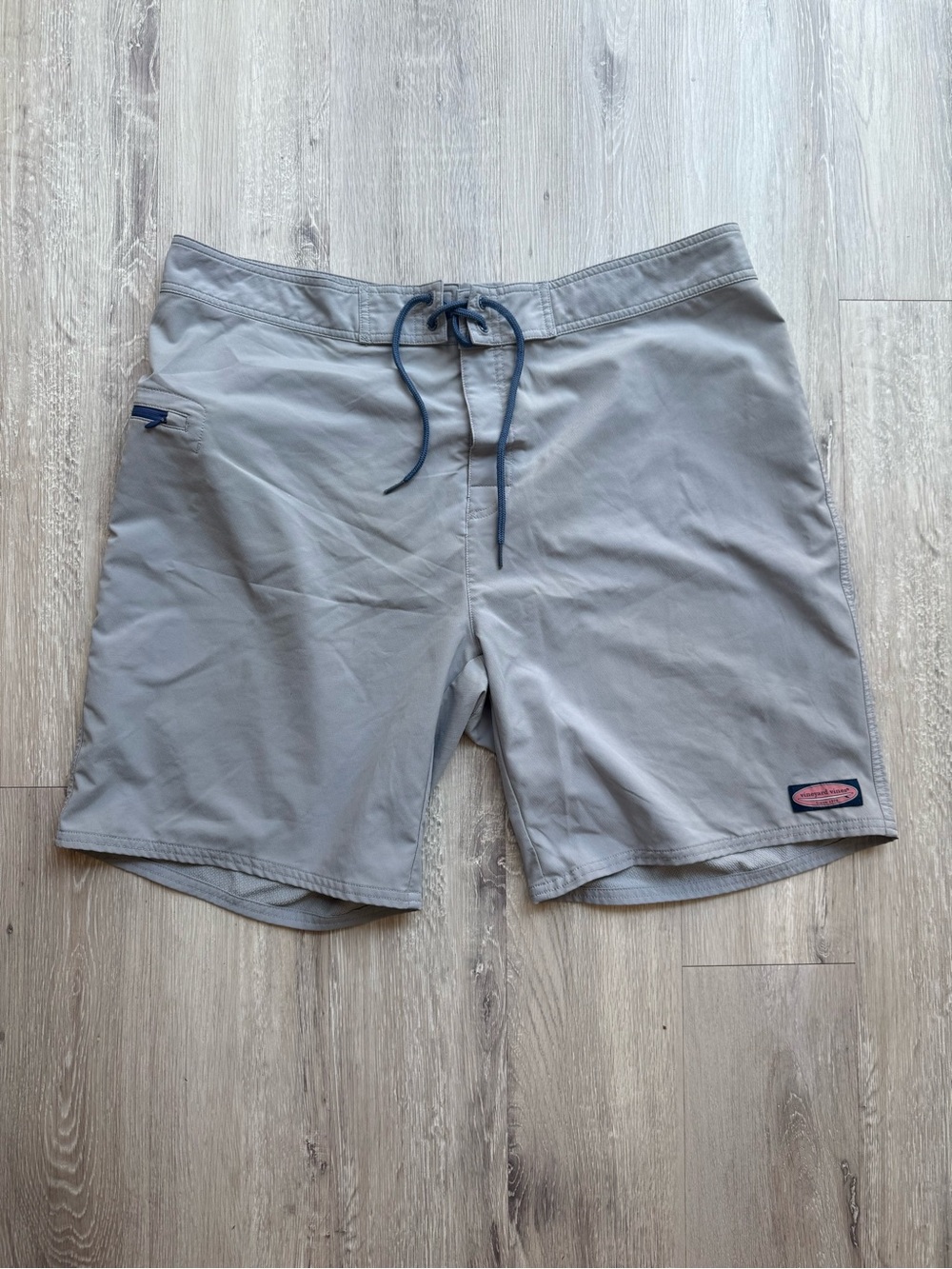 Men's Vineyard Vines Gray Swim Trunks with Drawstring